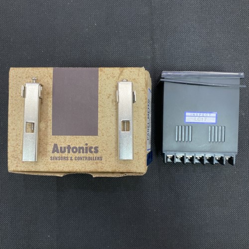 Đồng hồ đo đa năng Autonics MT4Y-DV-46